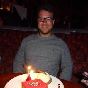 Meet your Posher, Max